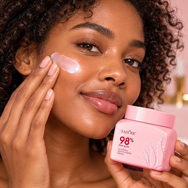 SADOER Pink Aloe Soothing Moisturizing Cream — 50 g — illustrative adult model using the product