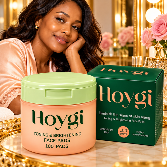 HOYGI Toning & Brightening Face Pads — Centella & Niacinamide, 100 Pads — lifestyle view 1