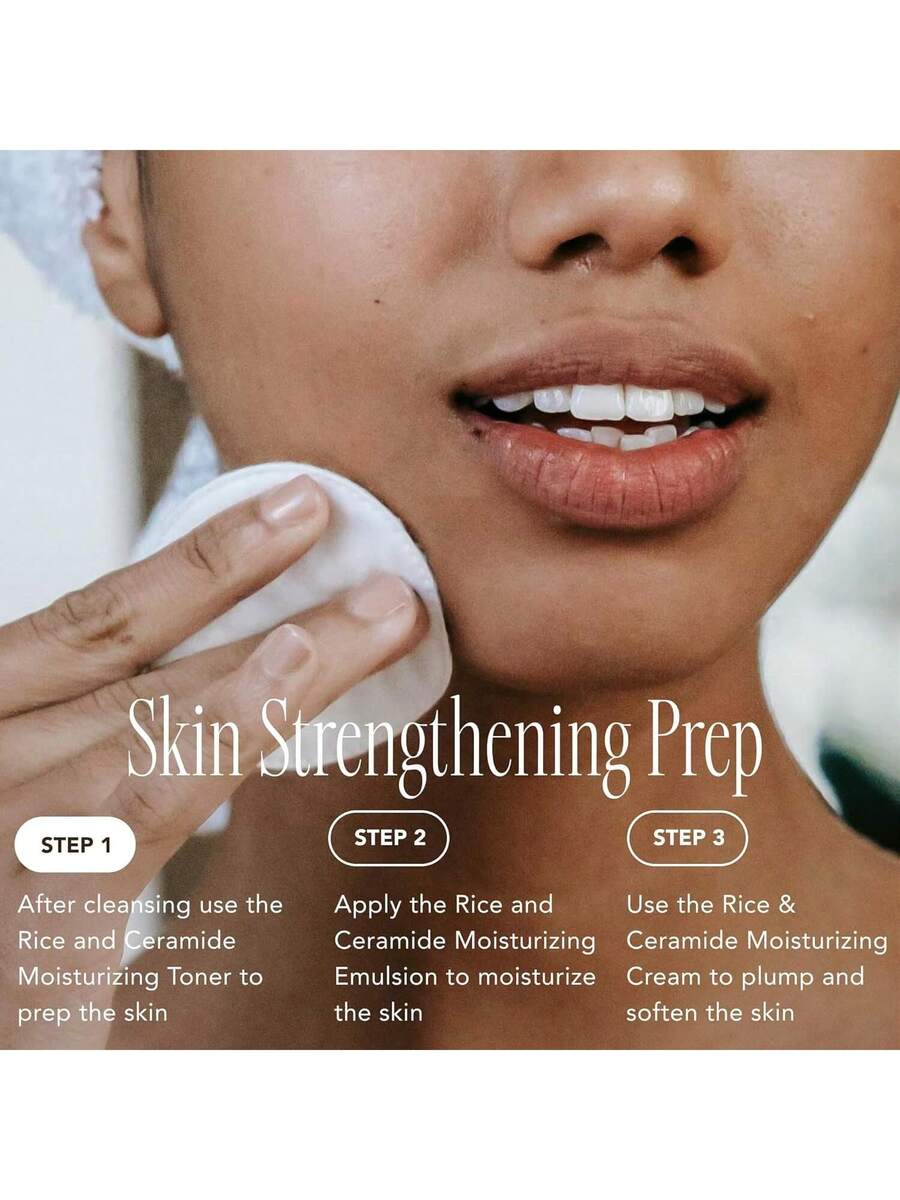 The Face Shop — Ceramide Moisturizing Toner — Moisturizing effect demonstration on skin
