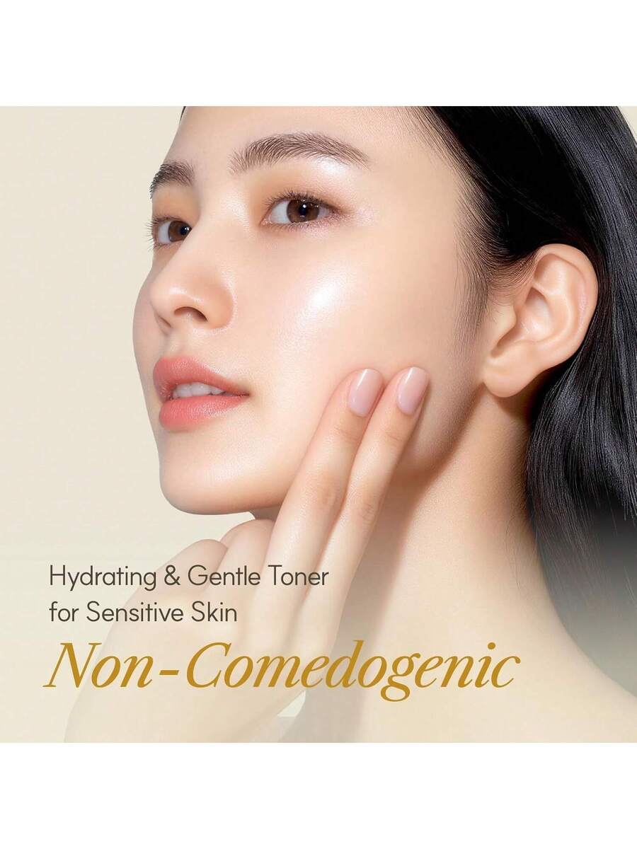 The Face Shop — Ginseng Glow Essence Toner — Toner texture on cotton pad