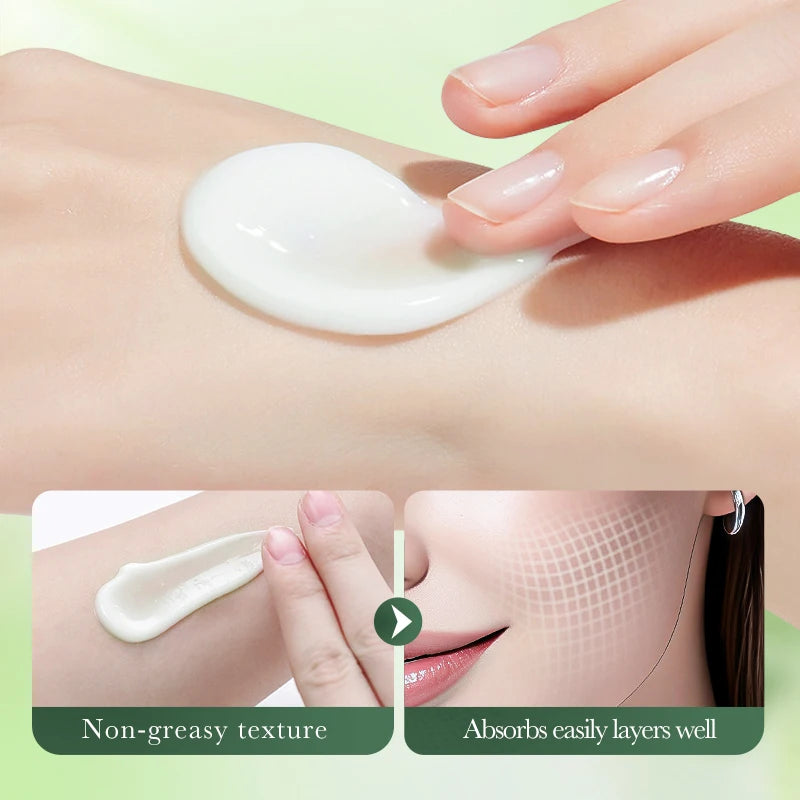 Centella Asiatica B5 barrier repair soothing cream jar