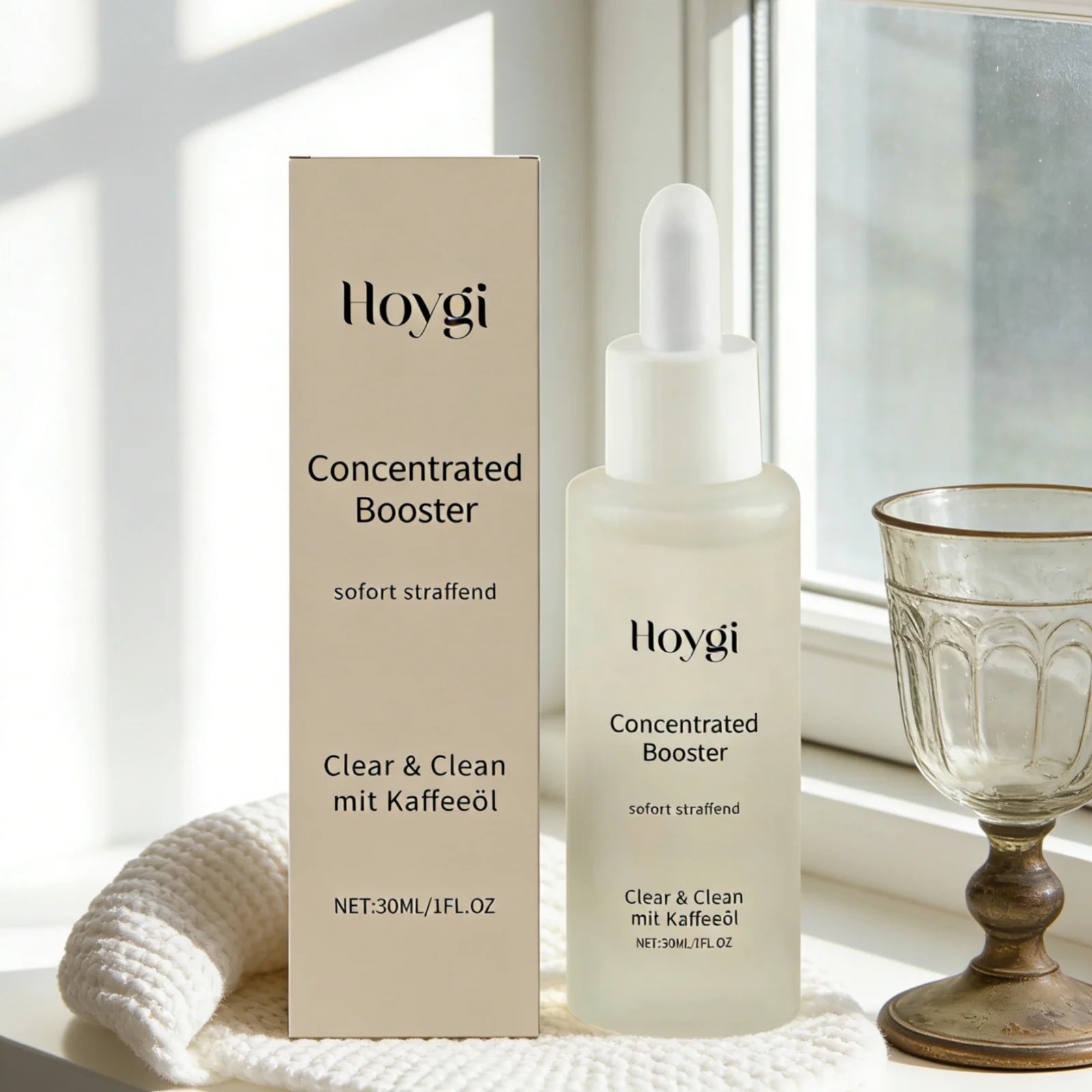 HOYGI — Coffee Oil Booster Serum — Serum application on face