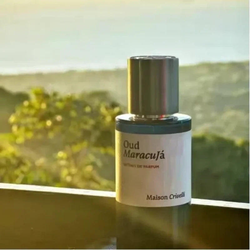SkinSwaag Beauty C2U Oud Maracuja Eau de Parfum — oud + maracuja — ingredients on packaging on white background