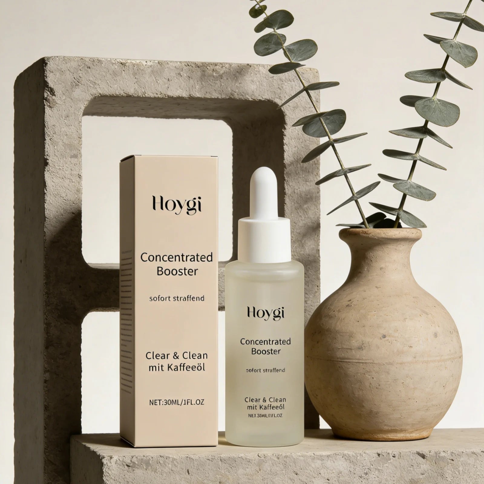 HOYGI — Coffee Oil Booster Serum — Serum oil dropper and texture detail