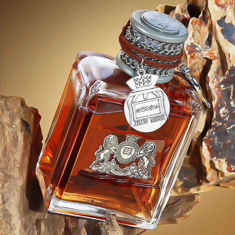 EELHOE Oud Wood & Sandalwood Oriental Eau de Toilette — oud wood + sandalwood — fragrance bottle front view on white background