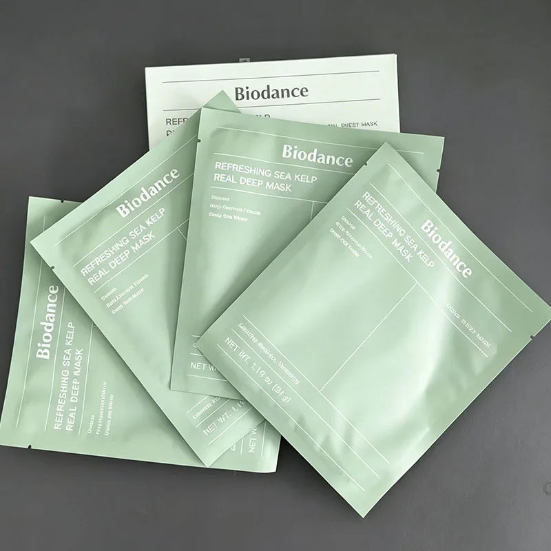 Facial gel mask with collagen for deep moisture, smoother pores and improved elasticity