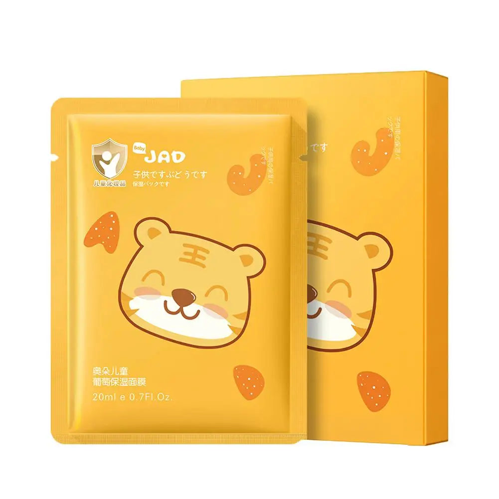 Cute animal cartoon print kids face mask with moisturizing formula