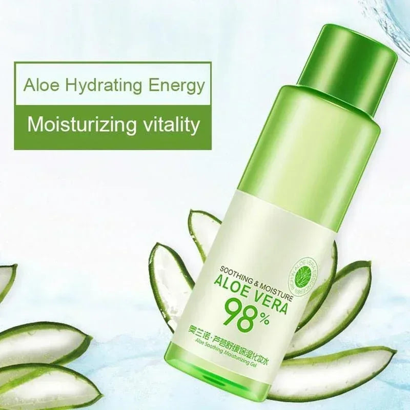 SkinSwaag Beauty Soothing & Moisture Aloe Vera Toner — aloe vera — product on white background