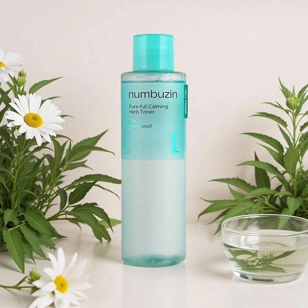 NUMBUZIN No.1 Pantothenic B5 & Cica Soothing Toner — Pantothenic B5 & Cica — Green toner bottle on white background