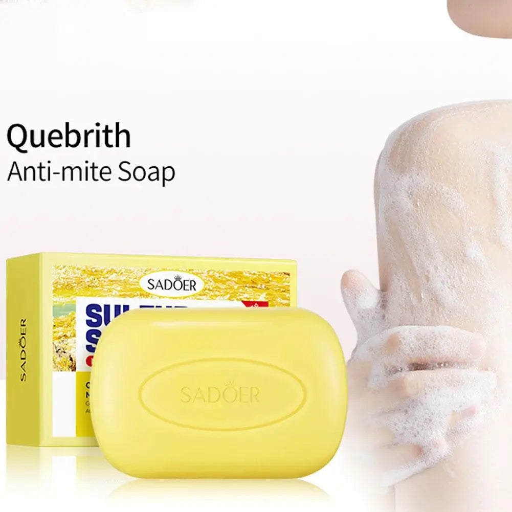 Sulfur cleansing bar for removing mites and moisturizing skin