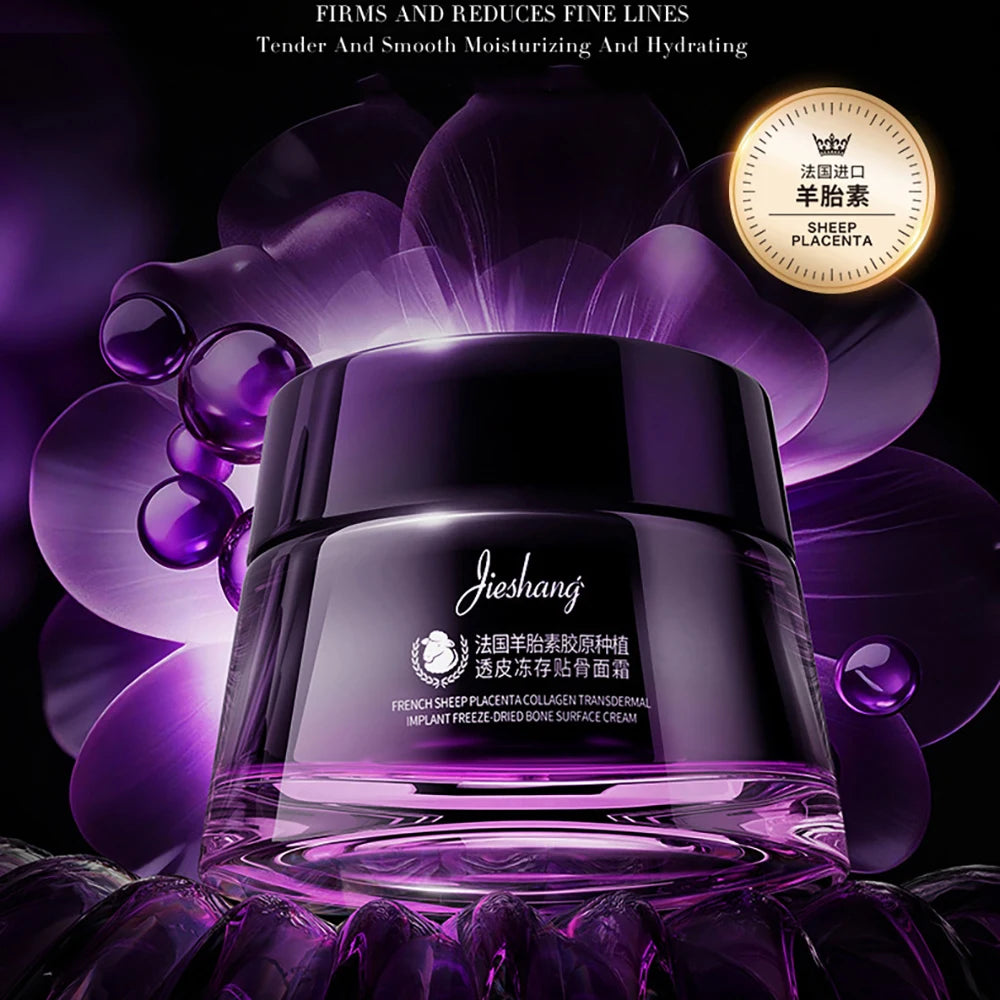 SkinSwaag Beauty — Sheep Placenta Collagen Cream — Cream texture on hand