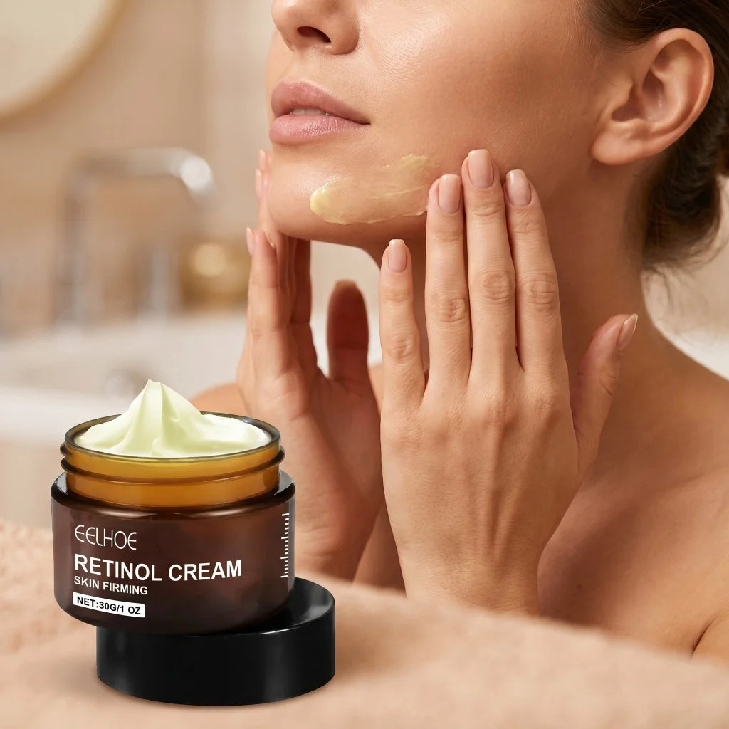 EELHOE — Retinol Vitamin C & Peptide Face Cream 30g — White and gold jar on white background