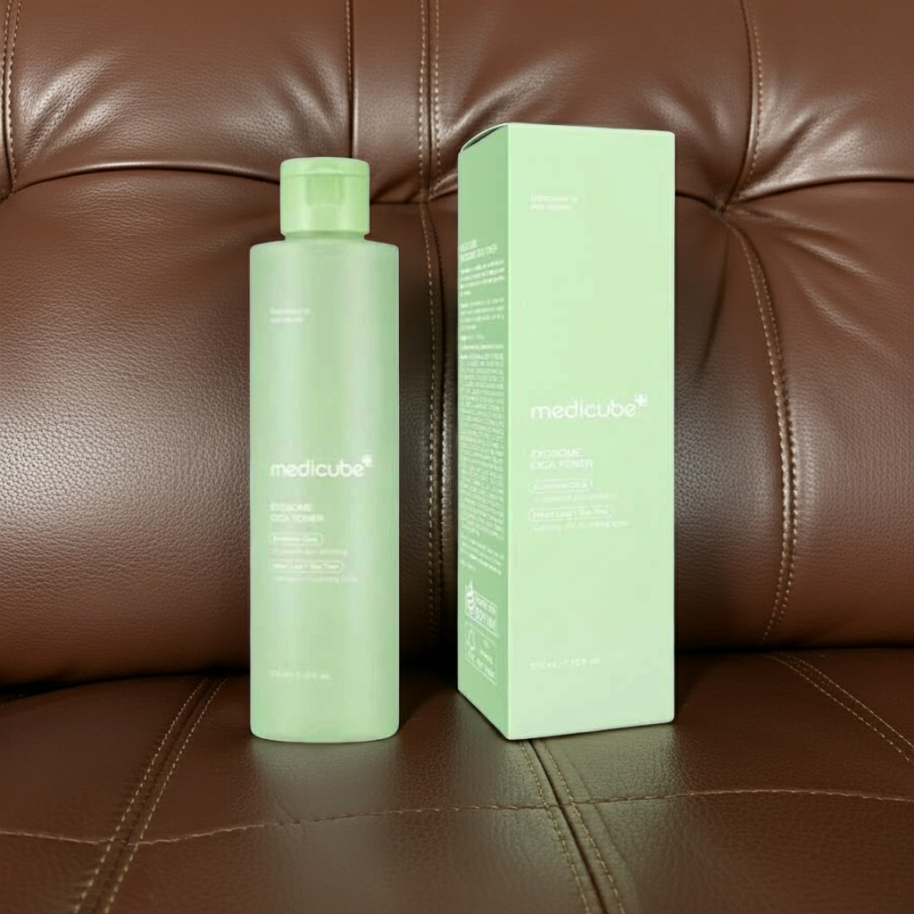 Exosome cica toner bottle with heartleaf and tea tree extracts for low-irritation sebum care