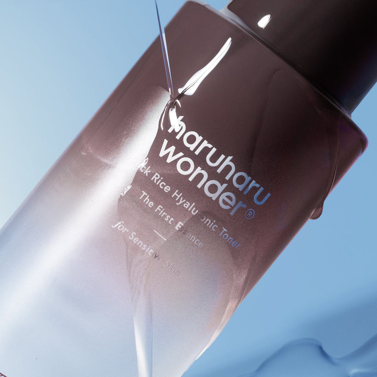 haruharu wonder fragrance-free toner bottle detail