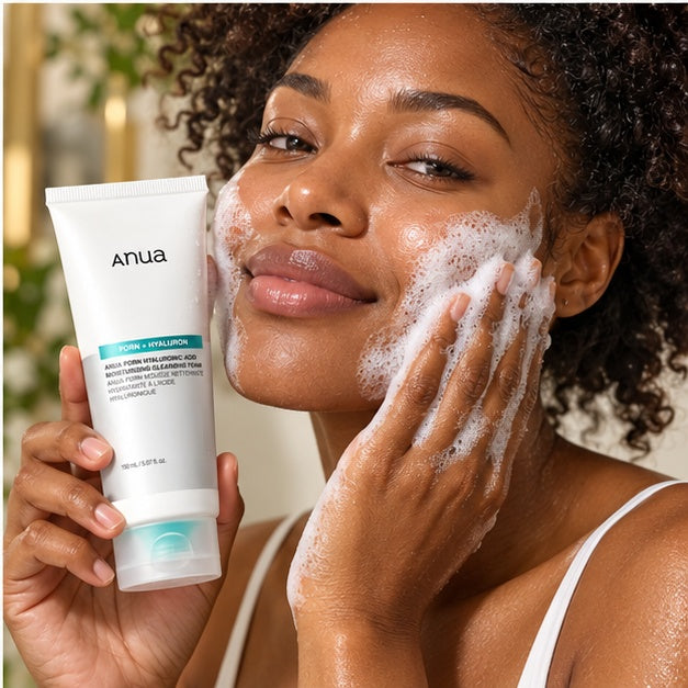 ANUA PDRN + Hyaluron Moisturizing Cleansing Foam — 150 ml — adult using the product