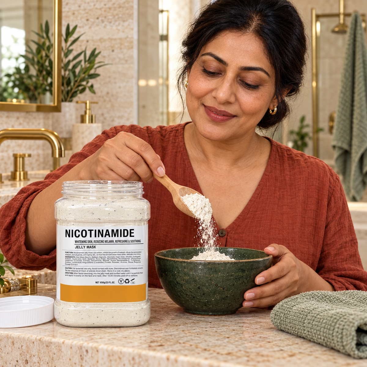 Nicotinamide 650g powder option only — scooping dry mask powder into a bowl